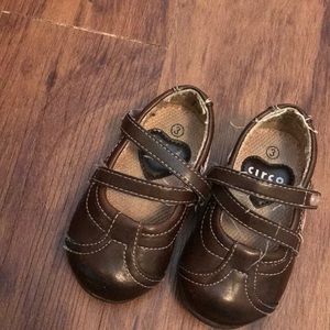 Toddler shoes